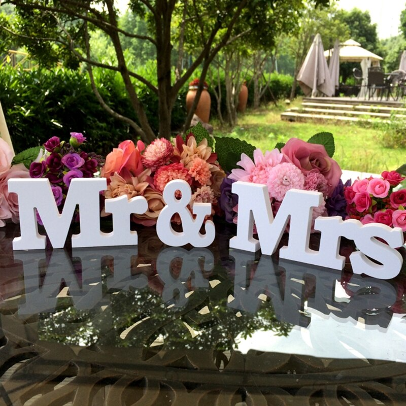 Lisslune | Mr & Mrs Wooden Letters for Wedding Decoration