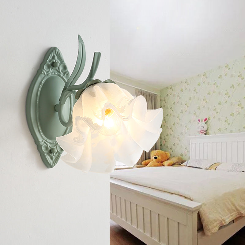 Skørter | Bowl Cutter Bedroom Wall Light Lamp Korean Flower Metal 1 Light Gray and Green Wall Lighting