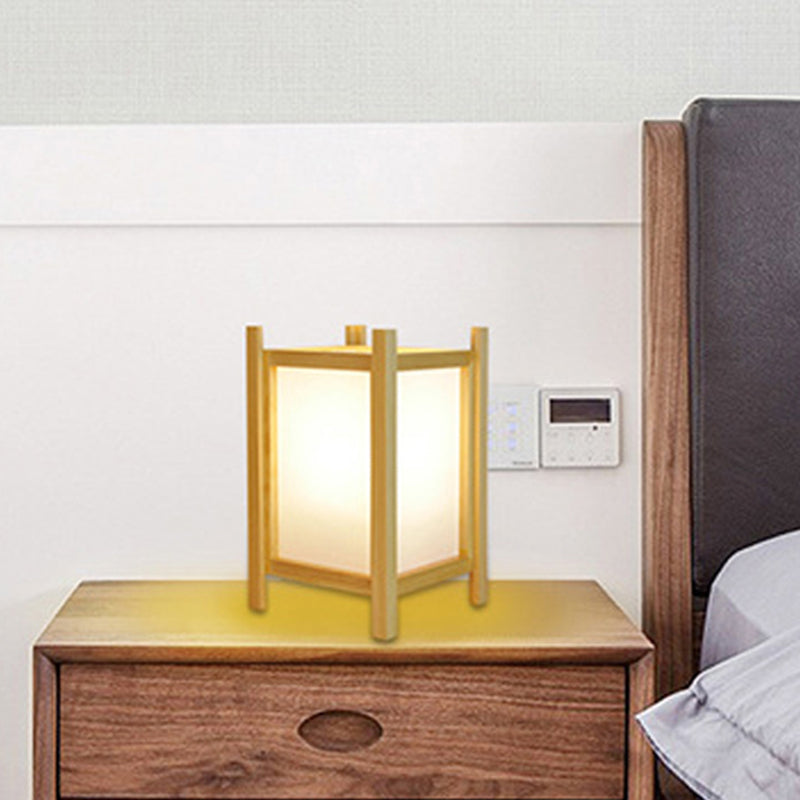 Lisslune | Woodelle – Modern table lamp with charm made of natural wood