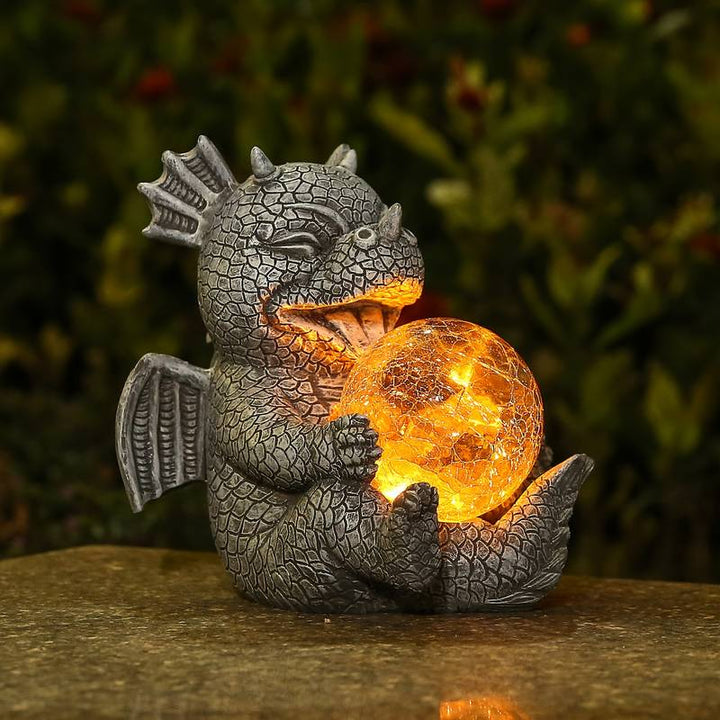 Lisslune | DrakoFang Dragon-Inspired Table Lamp – Bold Silhouette with Warm Ambient Glow