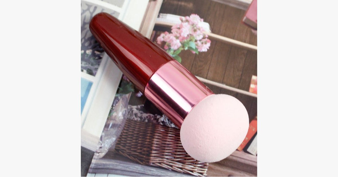 Lisslune | Sponge Foundation Round Makeup Brush - Perfect for Naturally Looking Makeup