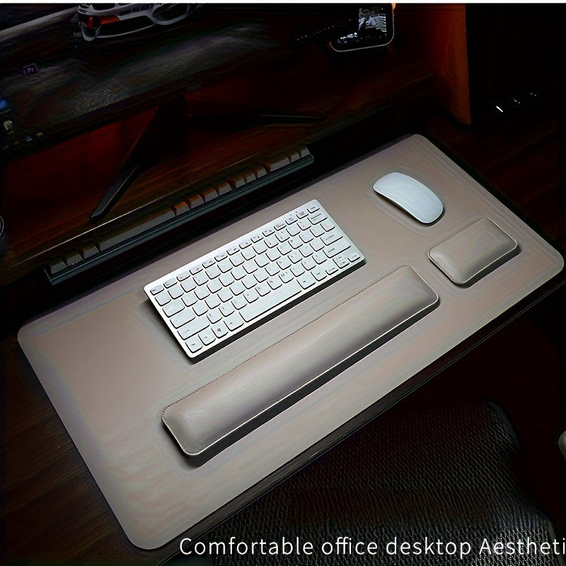 Lisslune | Three-Piece Desk Set made of PU Leather - With Pad and Wrist Supports