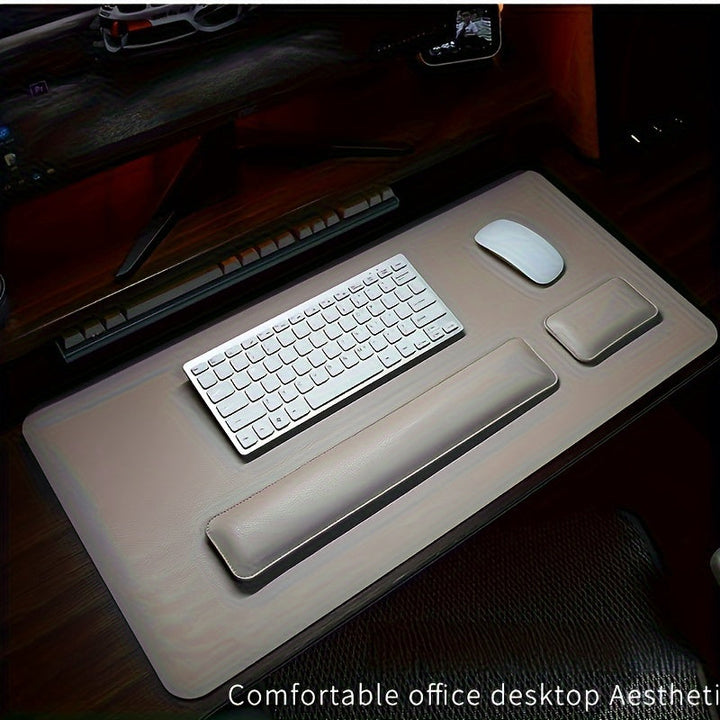 Lisslune | Three-Piece Desk Set made of PU Leather - With Pad and Wrist Supports