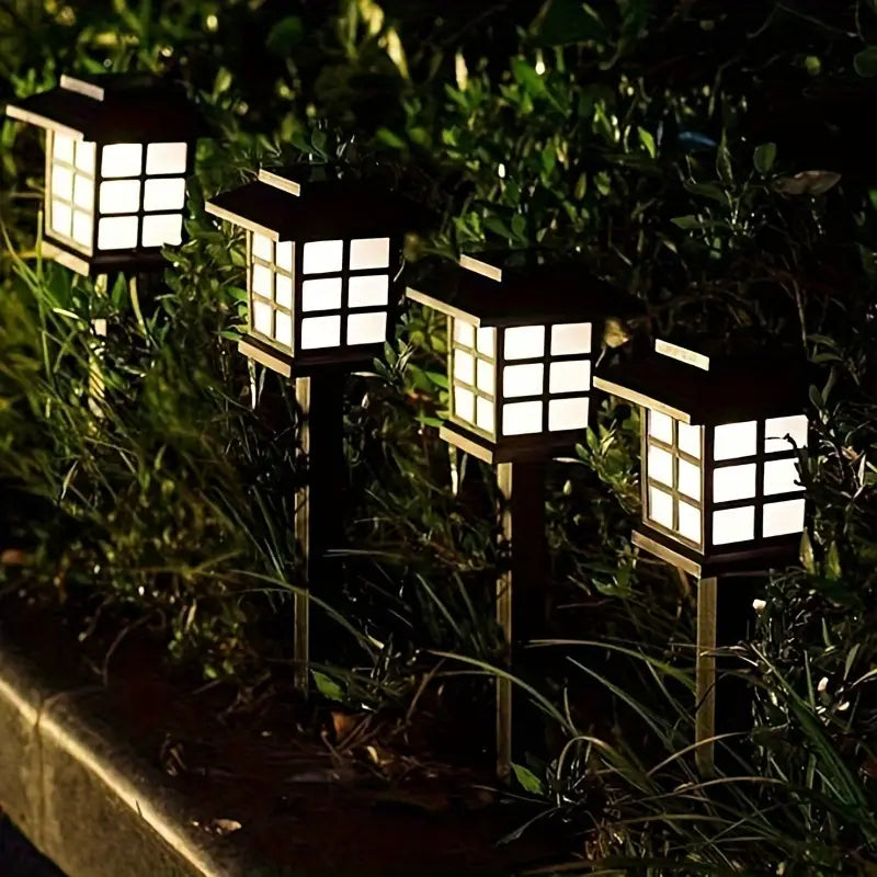 Lisslune | Solar Garden Lights in Lantern Style – Waterproof LED Path Lighting for Outdoor Areas