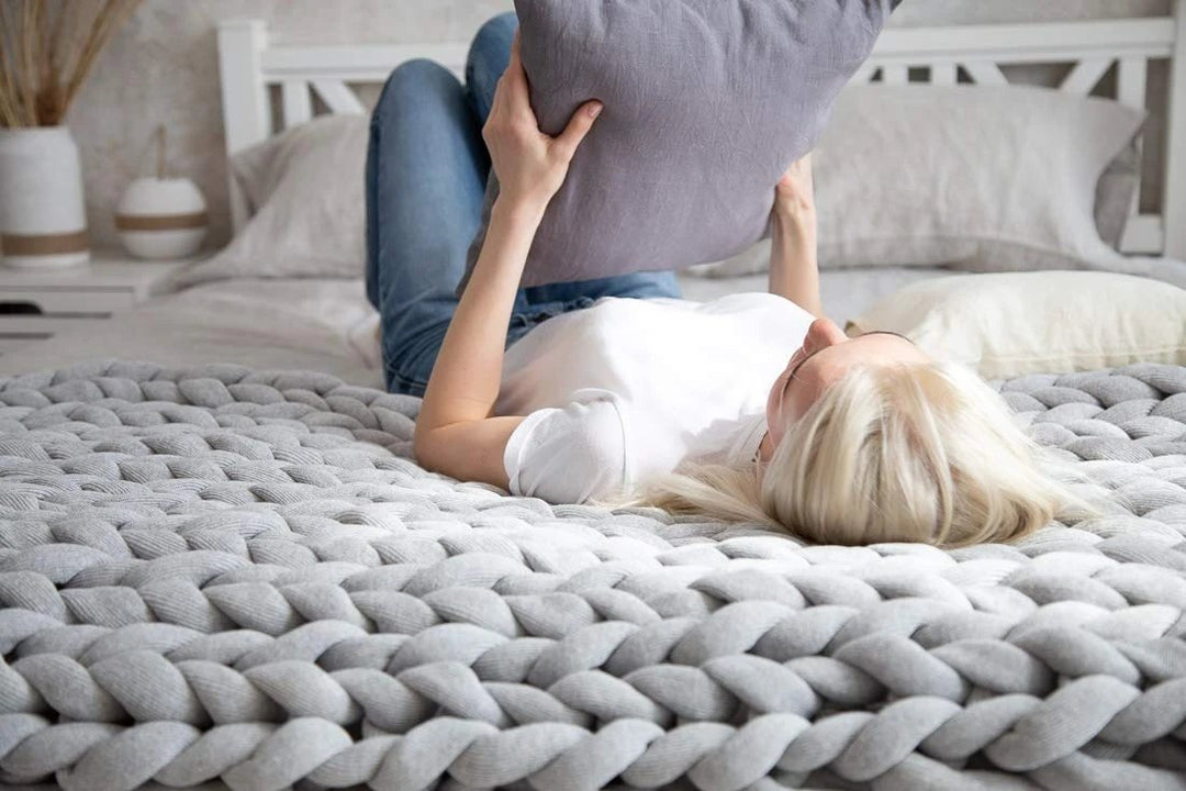 Lisslune | Chunky Knit Blanket