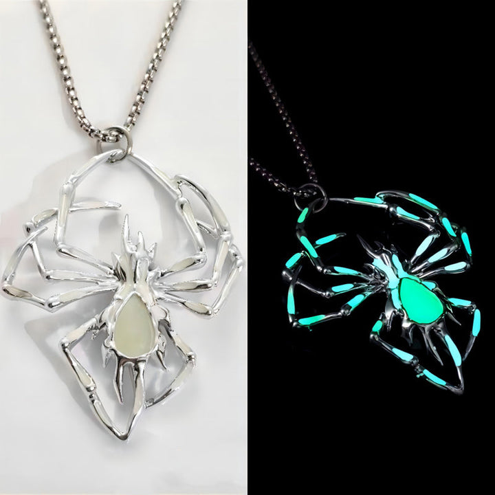 Lisslune | Glow-in-the-Dark 3D Spider Necklace