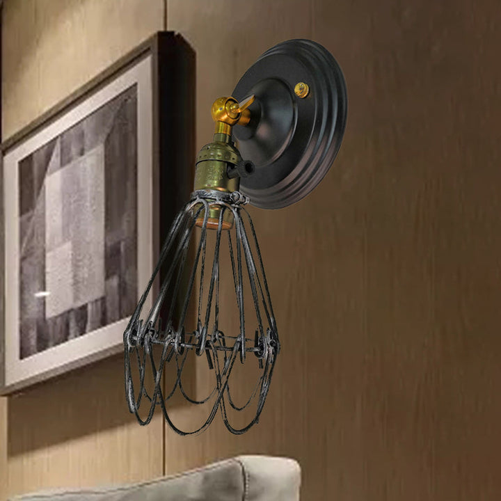 Skørter | Cast iron wire protection wall lighting farmhouse style 1 bulb restaurant swivel sconce lamp in black/bronze