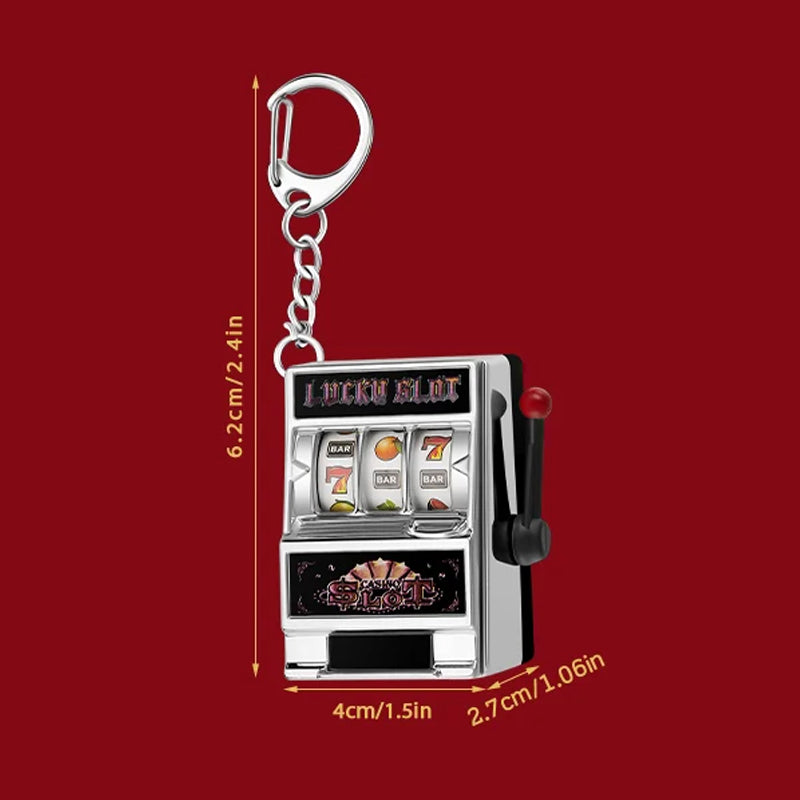 Lisslune | Keychain designed as a slot machine
