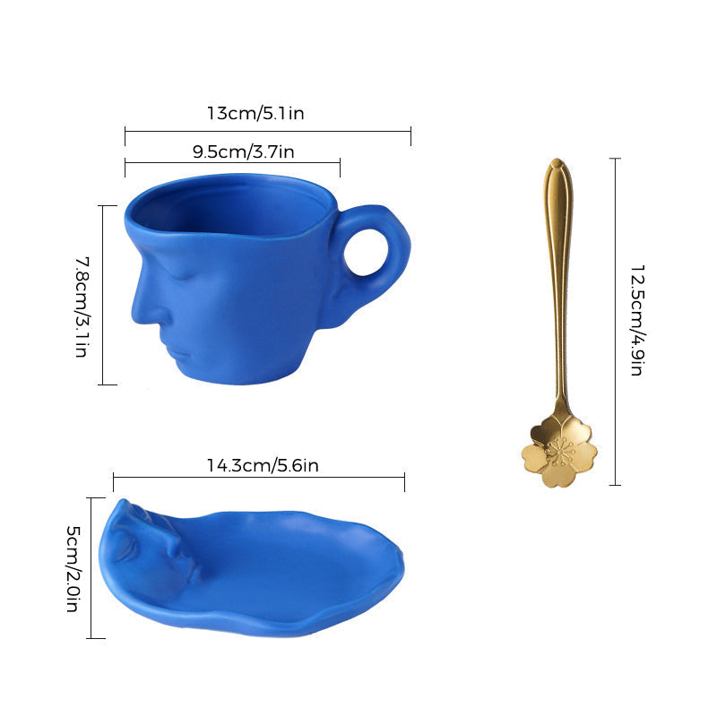 Lisslune | Kyssnades Face ceramic coffee mug