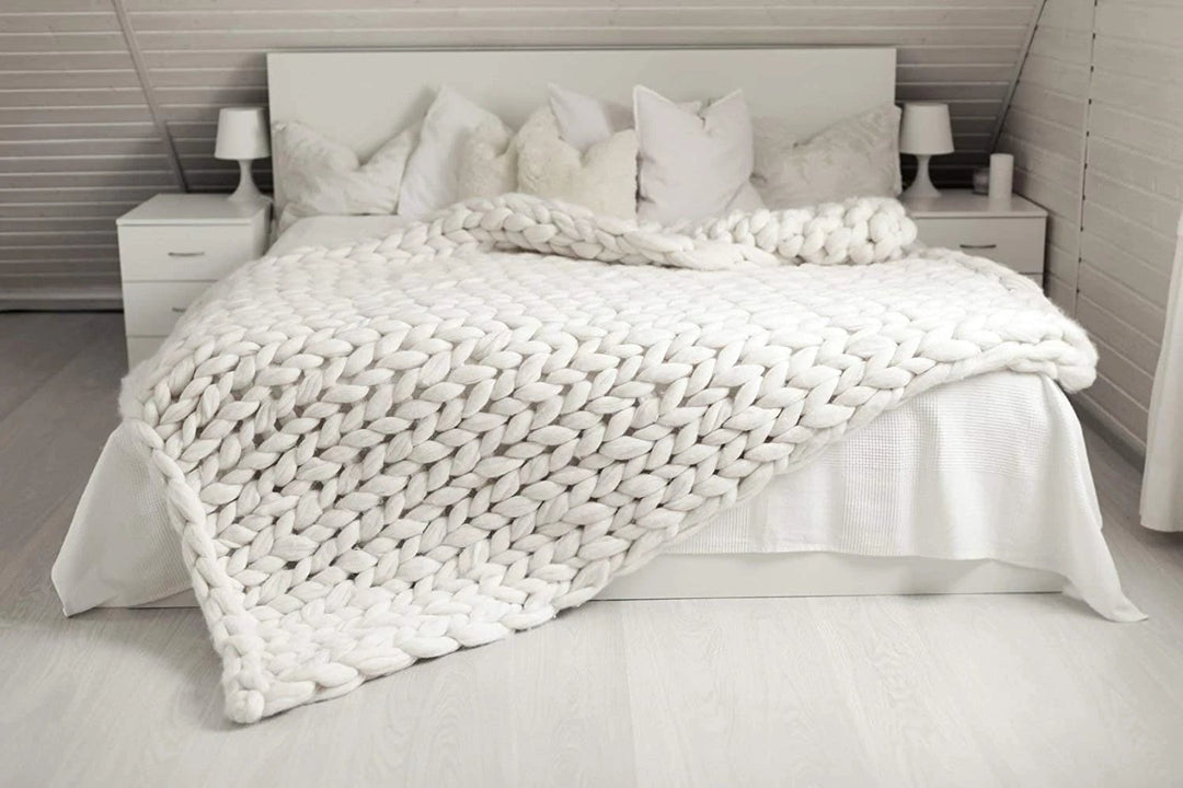 Lisslune | Chunky Knit Blanket