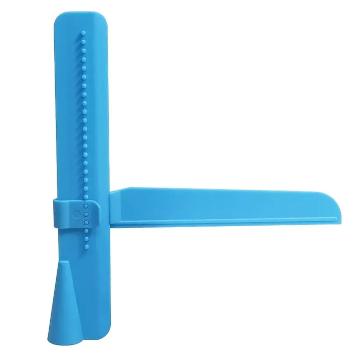 Lisslune | Cake smoothing tool for even spreading and decorating of cakes