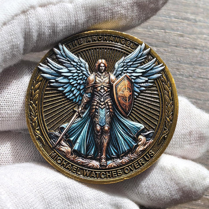 Lisslune | The Archangel Michael watches over us Challenge Coin