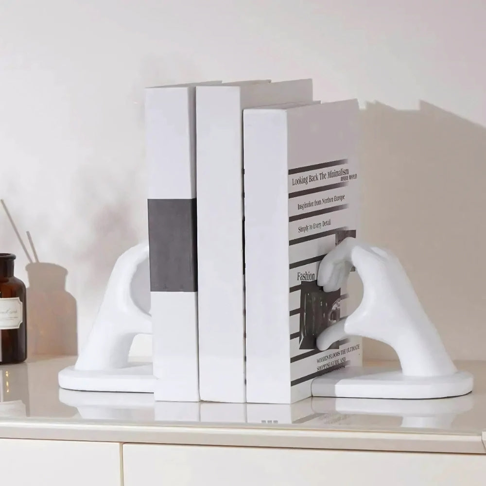 Lisslune | Amora Resin Love Gesture Bookends