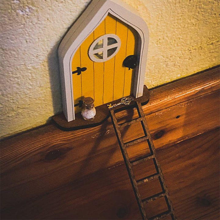 Lisslune | Fairy Tale Scene - Mini Elf Door