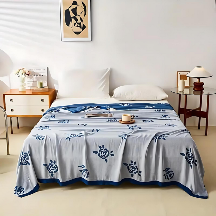 Lisslune | Bamboo Fiber Rose Cooling Blanket