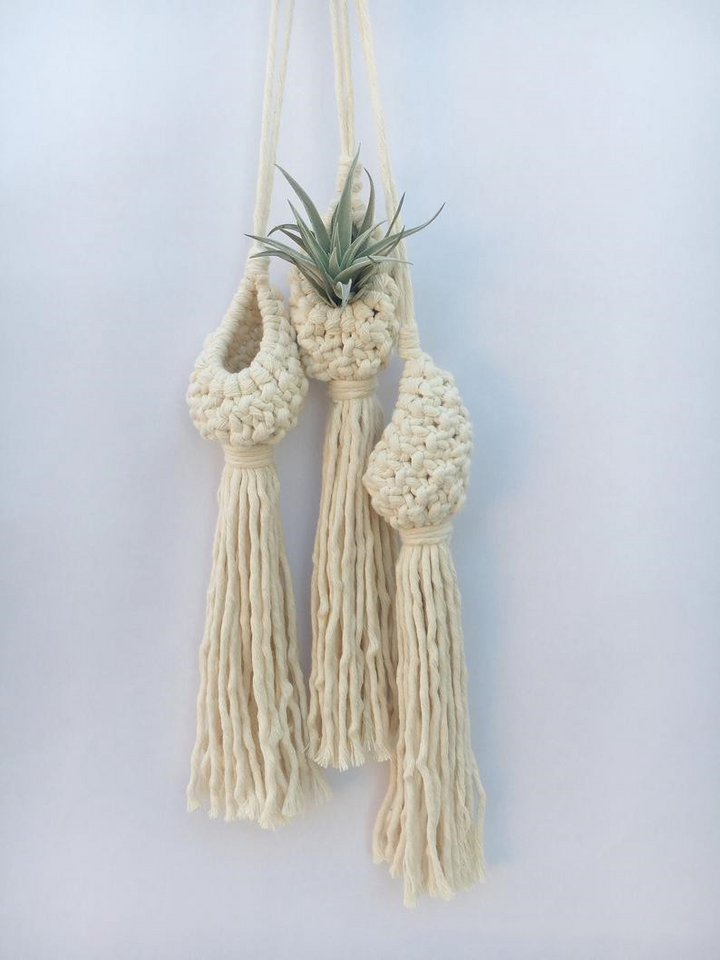 Lisslune | Handmade Macrame Plant Hanger – Decorative Suspension for Plants in Boho Style