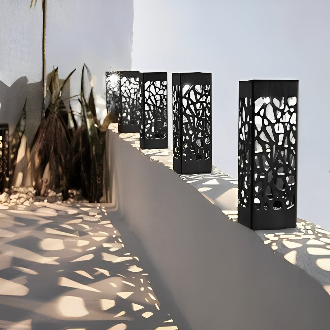 Lisslune | Wireless Solar Garden Light Post – Outdoor LED Pathway Lighting with Auto Sensor (Waterproof & Eco-Friendly)