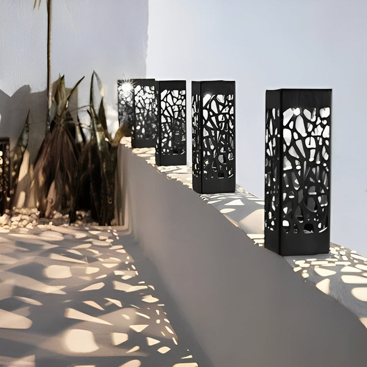 Lisslune | Wireless Solar Garden Light Post – Outdoor LED Pathway Lighting with Auto Sensor (Waterproof & Eco-Friendly)