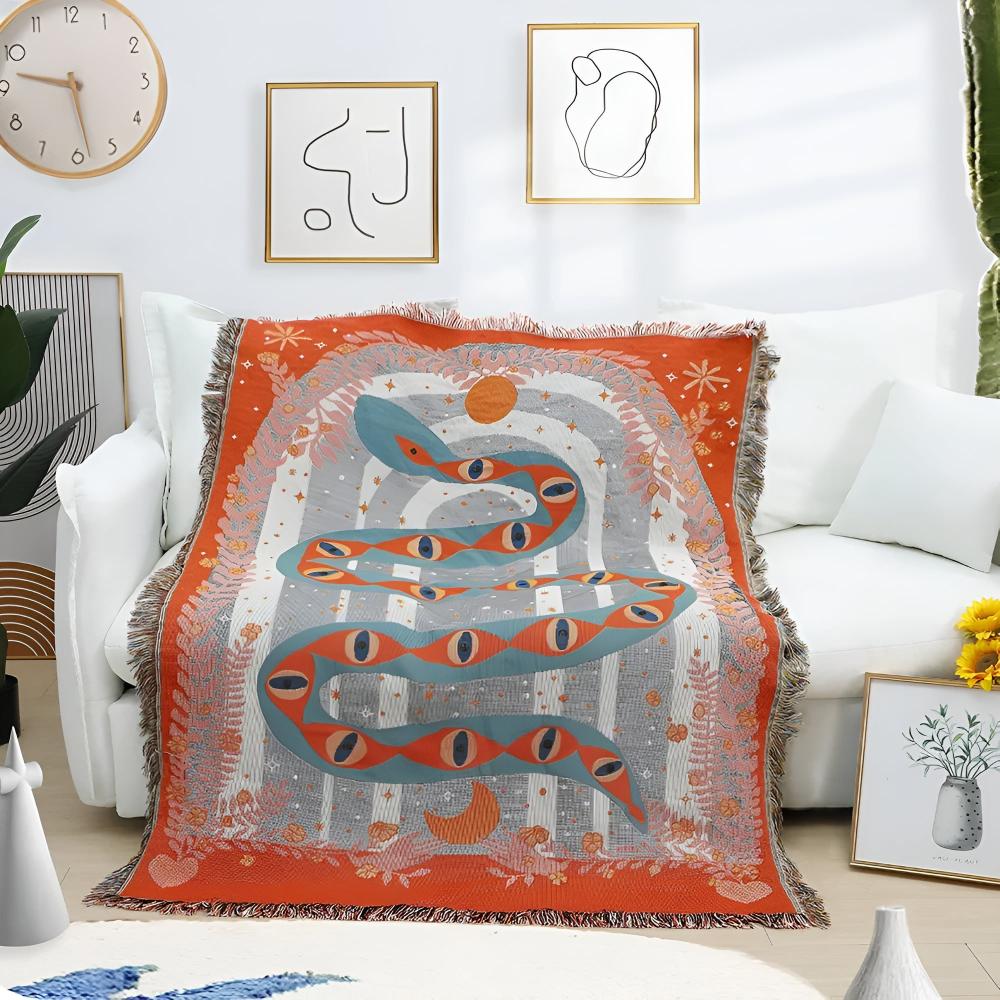 Lisslune | Serpent's Path Blanket