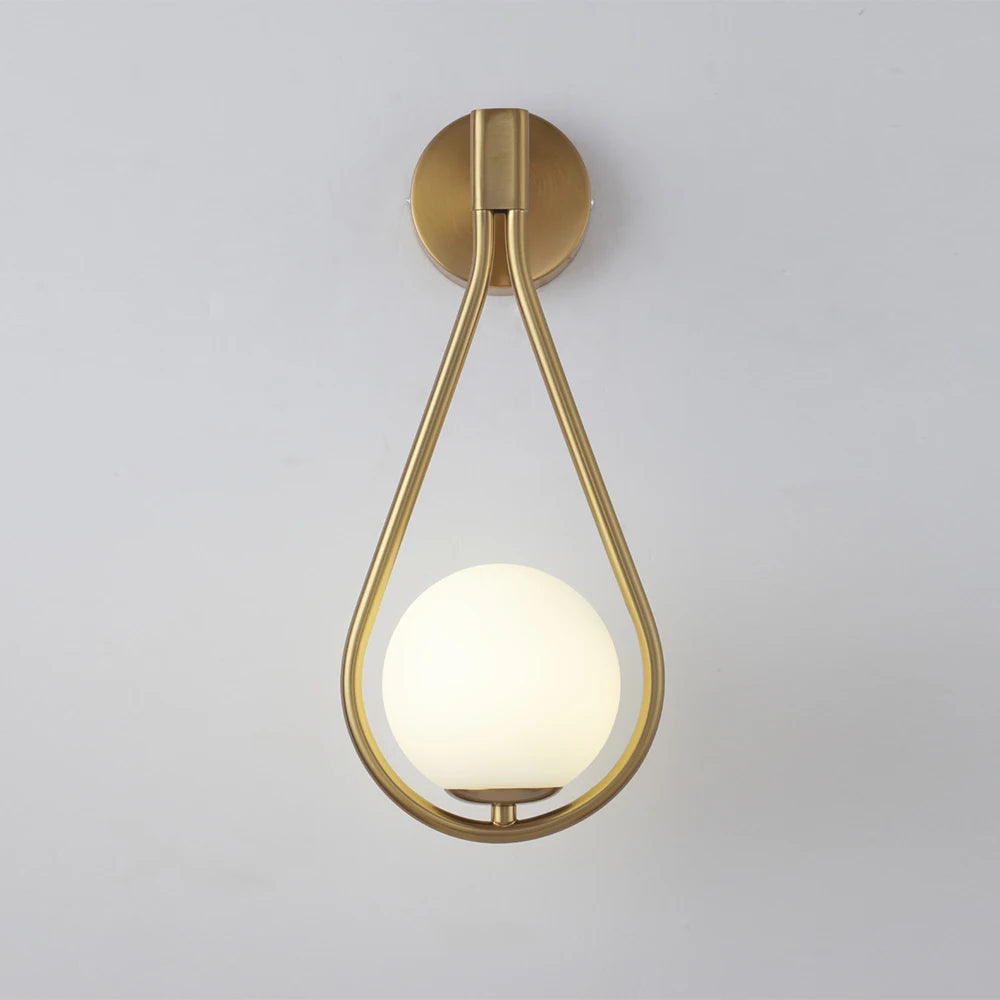 Lisslune | Light - Wall lamp from the middle of the century