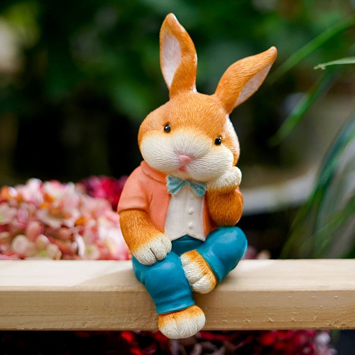 Lisslune | WhimsiBunny – Sitting Rabbit Sculpture for Playful and Modern Desk or Shelf Decoration