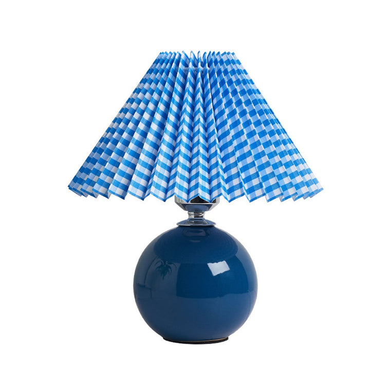Lisslune | Nordic minimalist 1-light table lamp made of ceramic with pleats