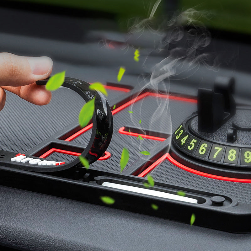 Lisslune | 4-in-1 non-slip phone pad for cars