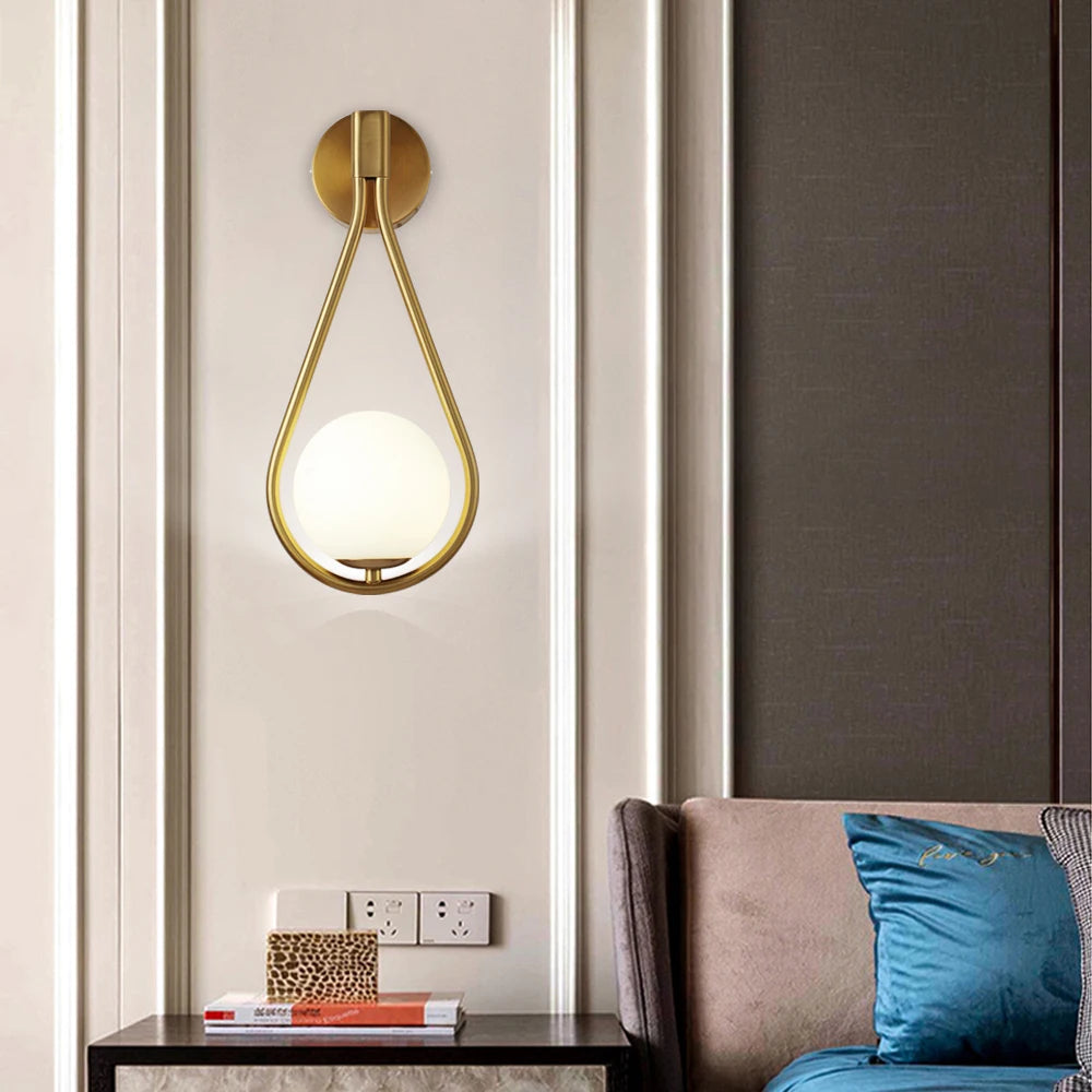 Lisslune | Light - Wall lamp from the middle of the century