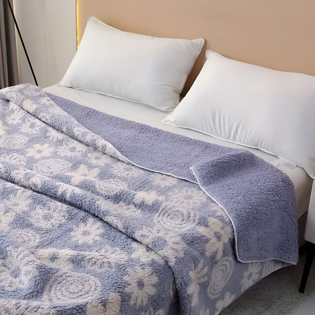 Lisslune | Lavender Bloom Cozy Blanket