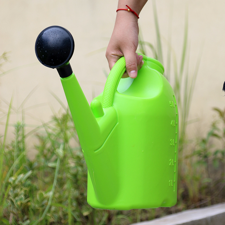 Lisslune | Watering can with large capacity and long spout for precise watering and plant care