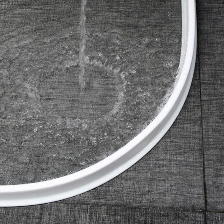 Lisslune | Water-repellent silicone barrier for showers