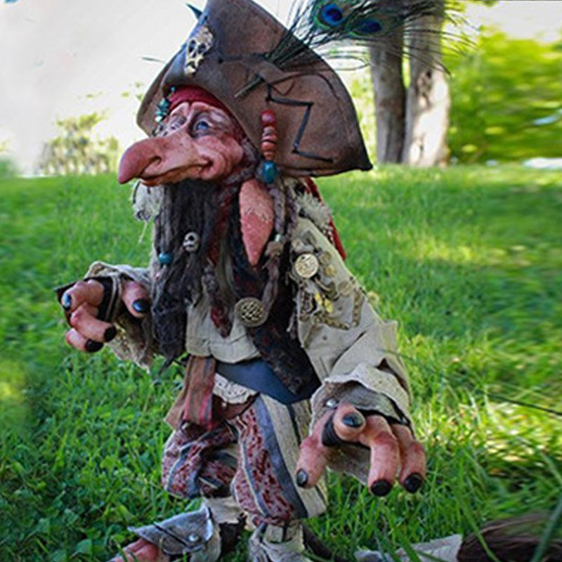 Lisslune | Garden Large Goblin