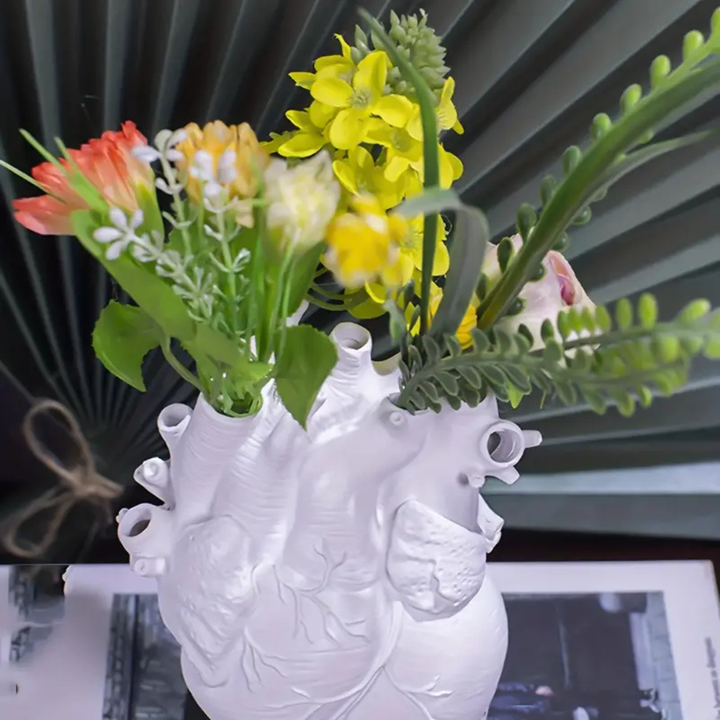 Lisslune | HeartVase Flower Vase - Unique Heart Vase