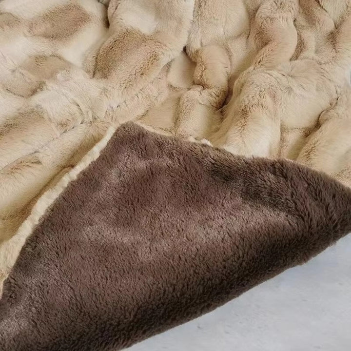 Lisslune | Heavenly Retreat Synthetic Fur Blanket