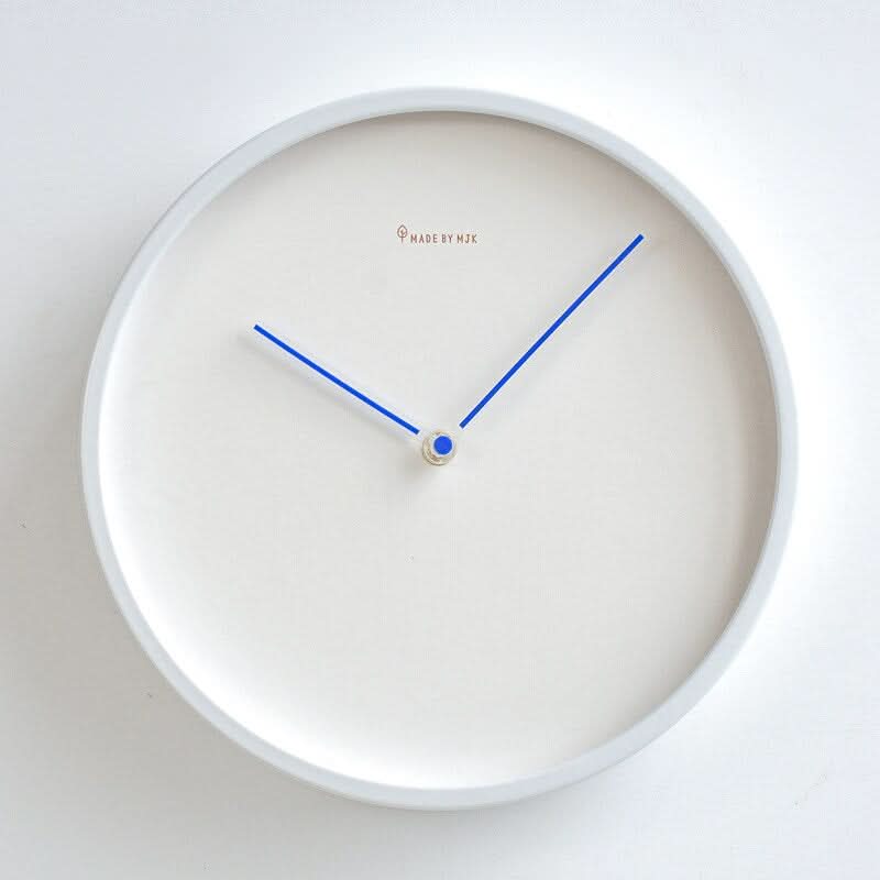 Lisslune | Nordic Minimalist Wooden Wall Clock White Black Design