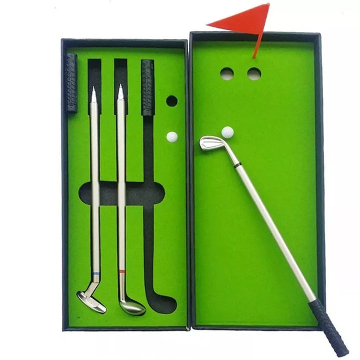 Lisslune | Golf gift with putting green