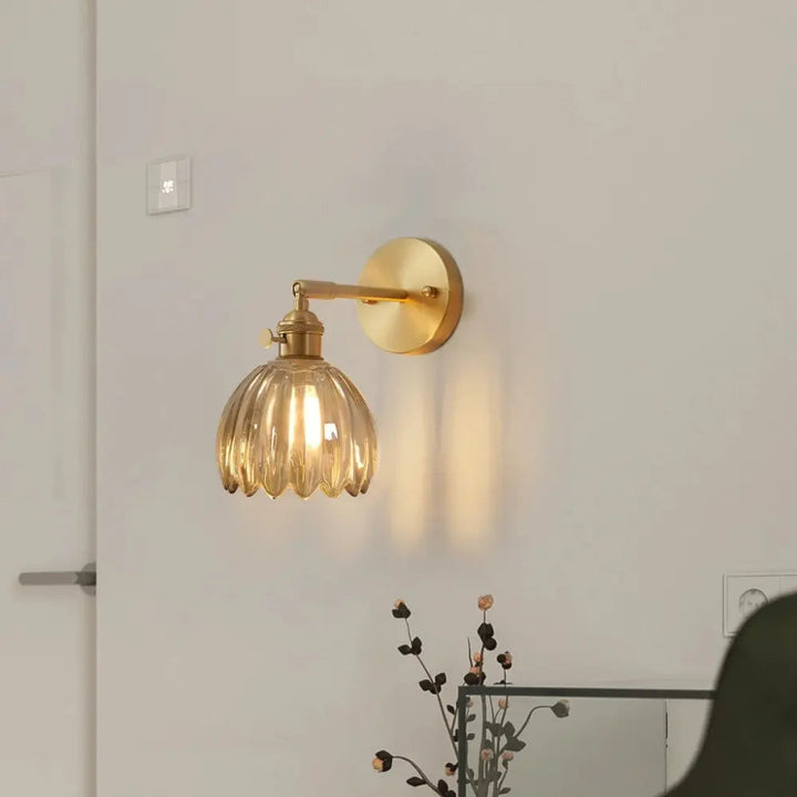 Lisslune | GlowForge - Stylish Wall Lamp with a Metallic Finish
