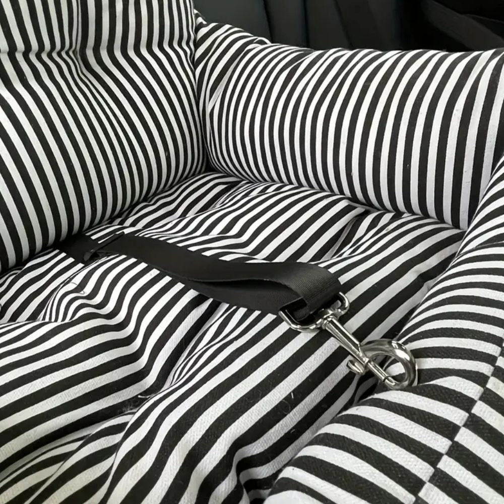 Lisslune | Pawssenger Travel Pet Seat