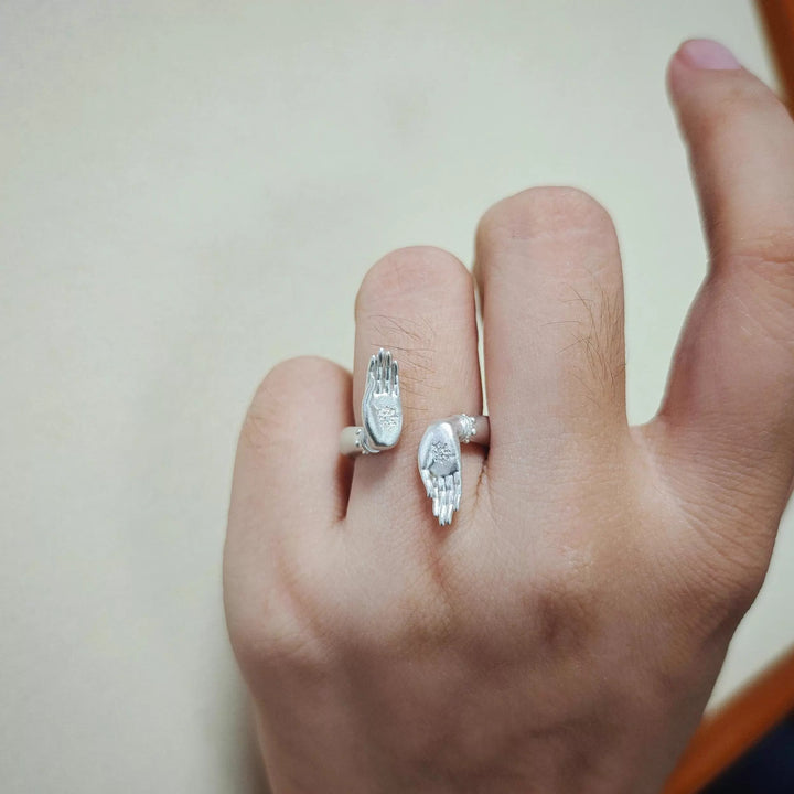 Lisslune | Fearless Wish Buddha Hand Ring - Chic Couple Gift