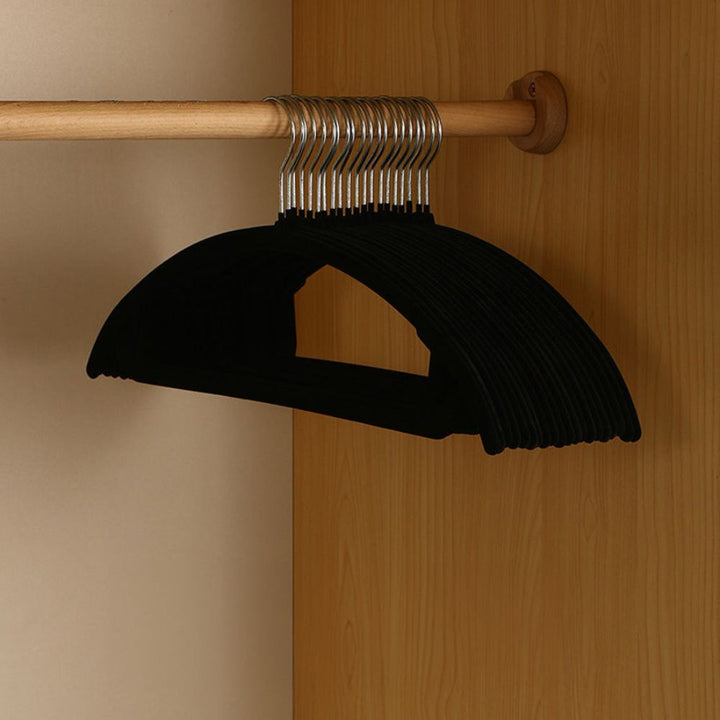 Lisslune | Non-Slip Curve Hangers | Set of 10