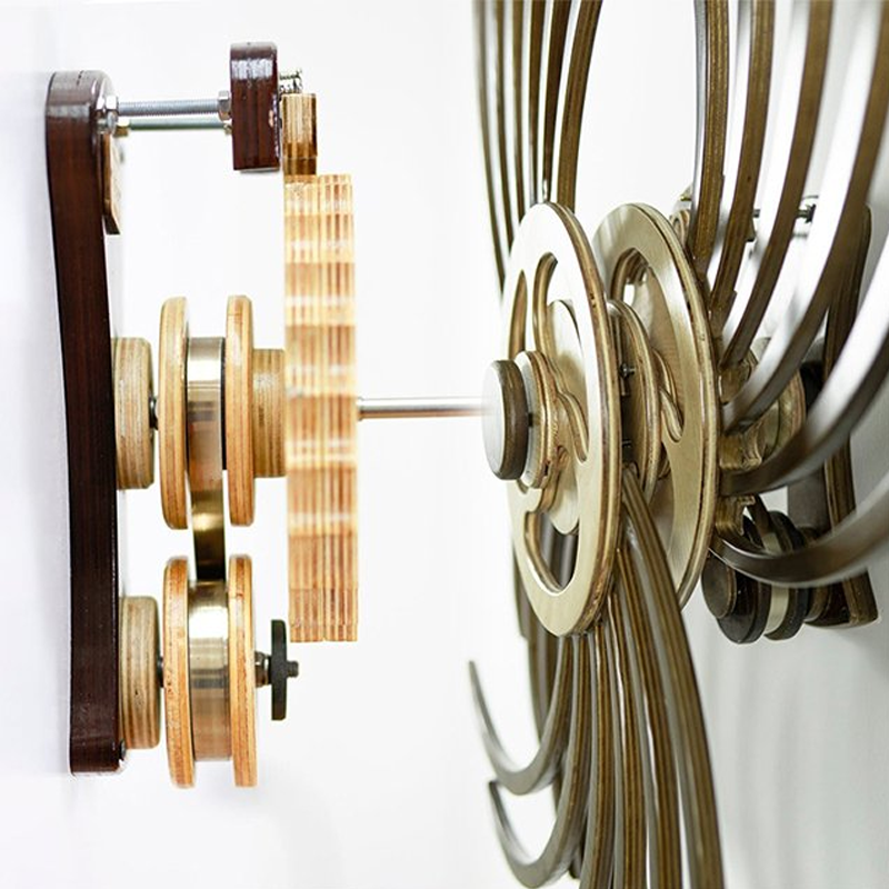 Lisslune | Handmade Kinetic Sculpture