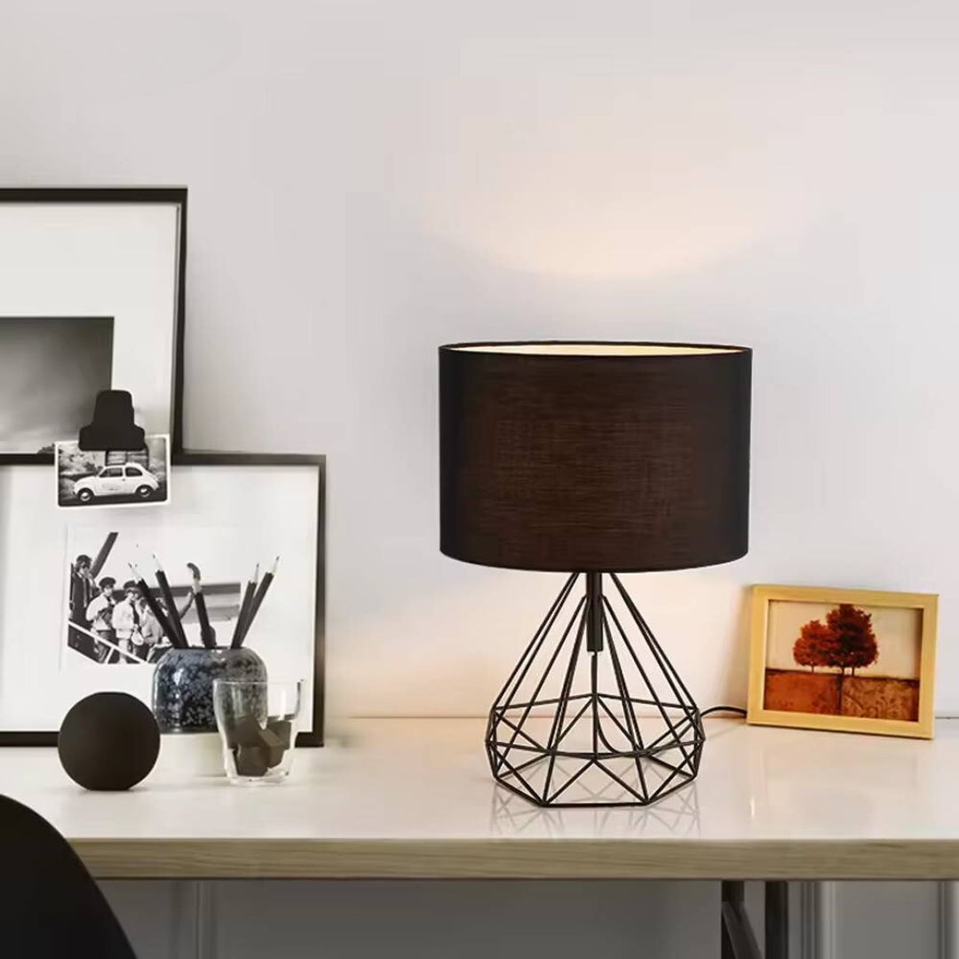 Lisslune | Modern geometric wire table lamp