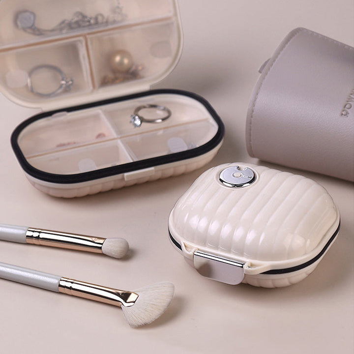 Lisslune | Portable daily pill box