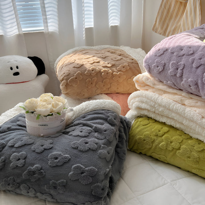 Lisslune | Cloud Flower Snuggle Blanket