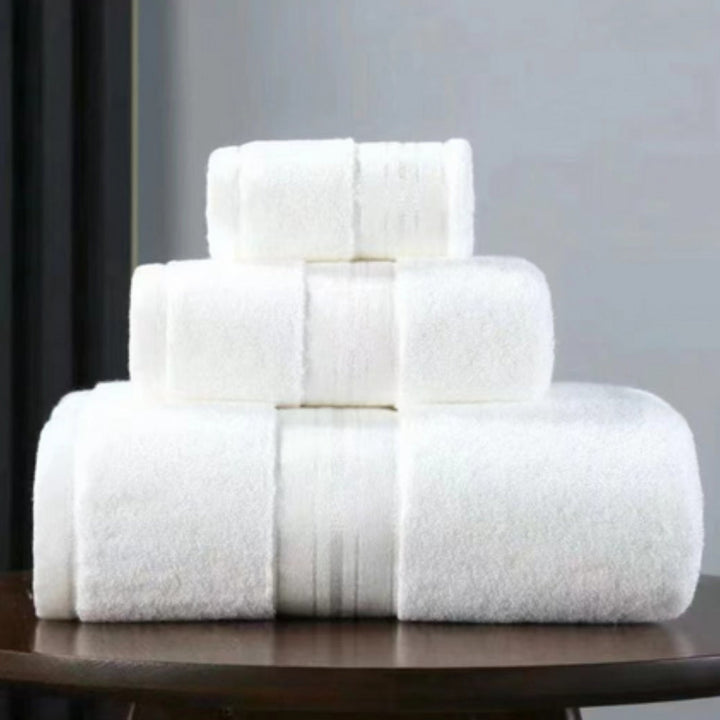 Lisslune | LuxeCloud Egyptian Cotton Towel Set for Soft Comfort