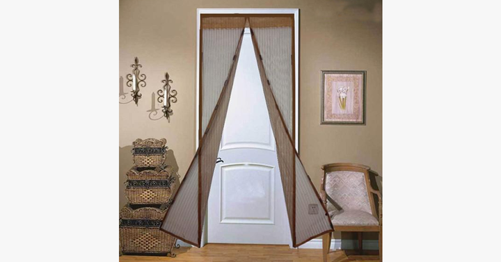 Lisslune | Magnetic Mesh Insect Protection Door - Your ultimate protection against insects this summer!