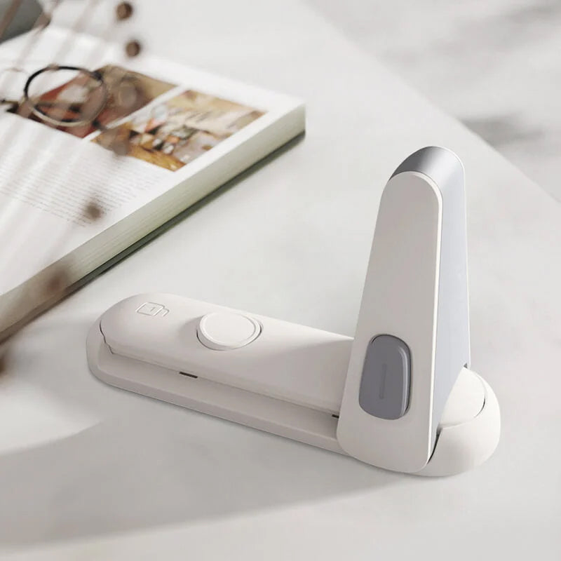 Lisslune | Secure Door Handle Locking