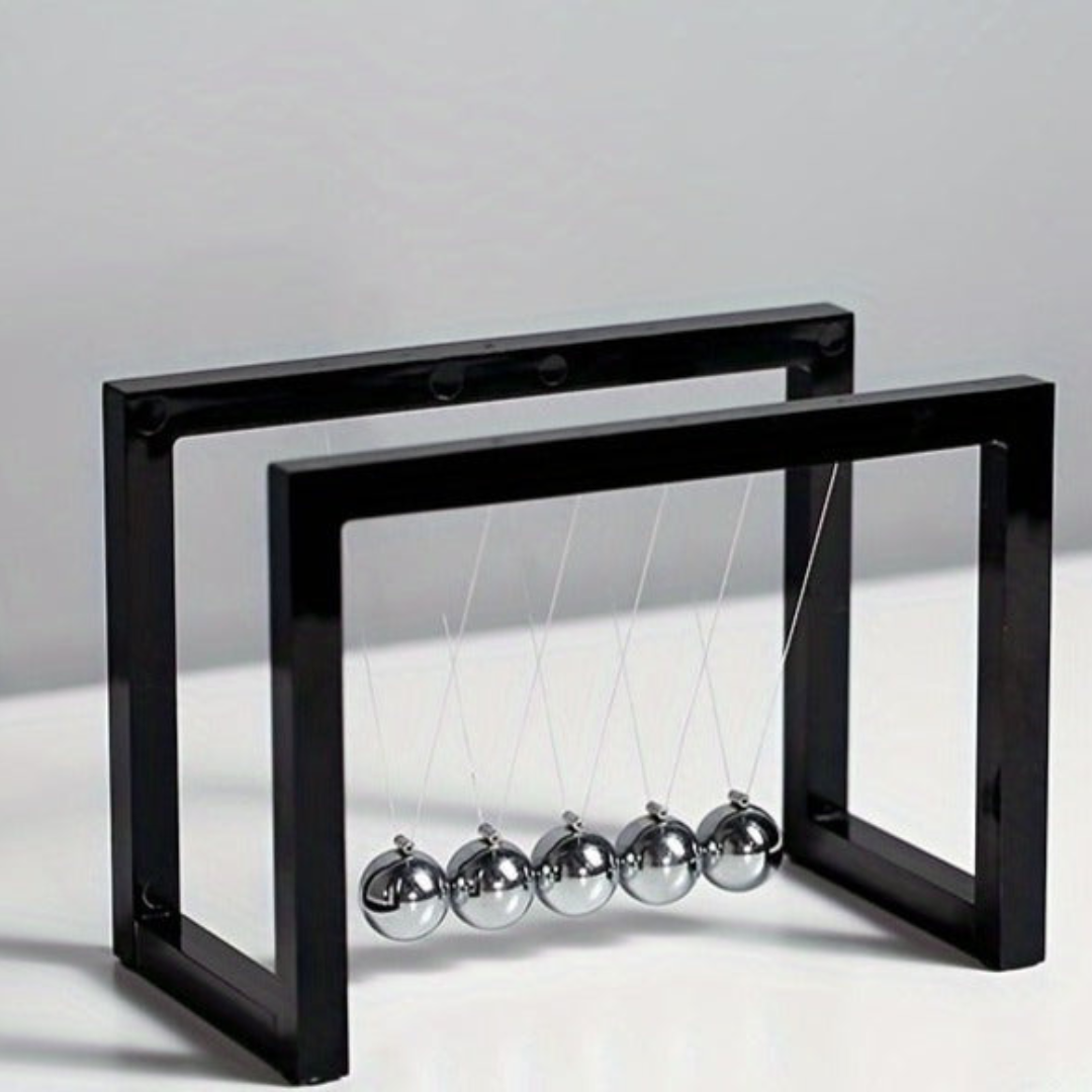 Lisslune | Newton's Cradle Desk Toy