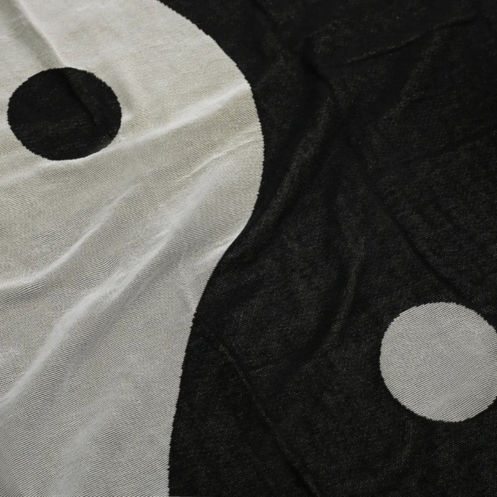 Lisslune | Artistic Yin Yang Tapestry Throw Blanket