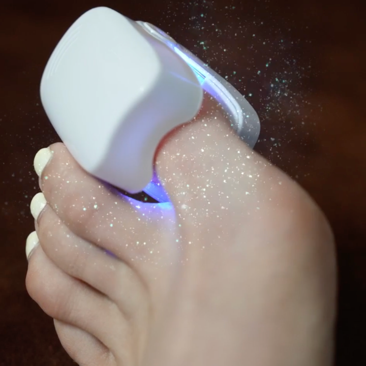 Lisslune | Ultraviolet Light for Nail Fungus Therapy Device | Portable, Easy-to-Use & Effective for Home Treatment